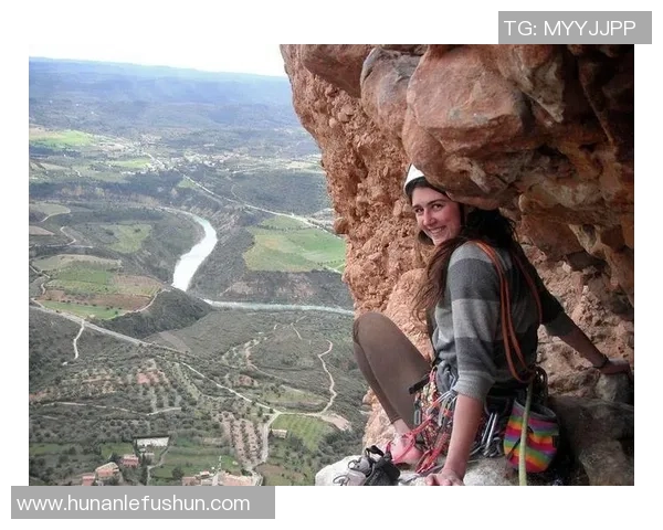 刘秀英专访:攀岩之路的挑战与成长回顾 刘秀英专访:攀岩之路的挑战与成长回顾